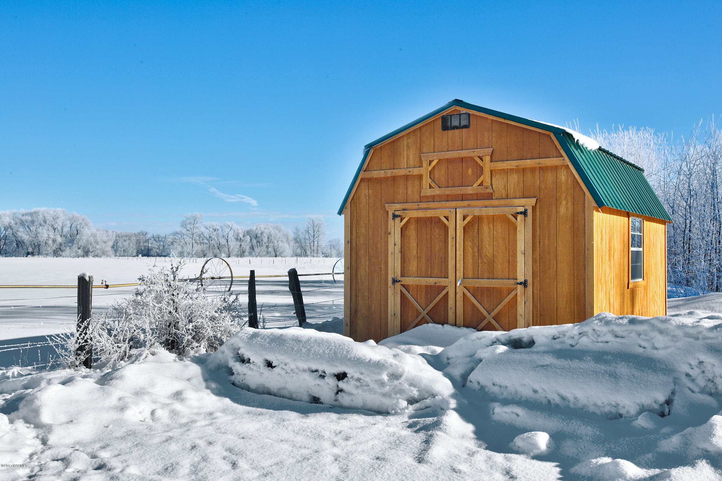 3603 Marks Road Yakima, WA 98903 - Photo 31 of 31 a view of a wooden house with a outdoor space