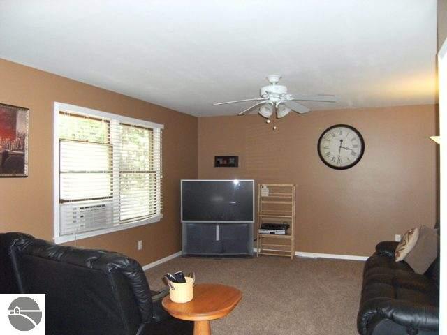 1941 Lardie Road Traverse City, MI 49696 - Photo 15 of 23 1723163-14.JPG