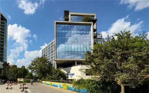 $245,000 | 821 Ralph McGill Boulevard Northeast, Unit 2113, Atlanta, GA 30306