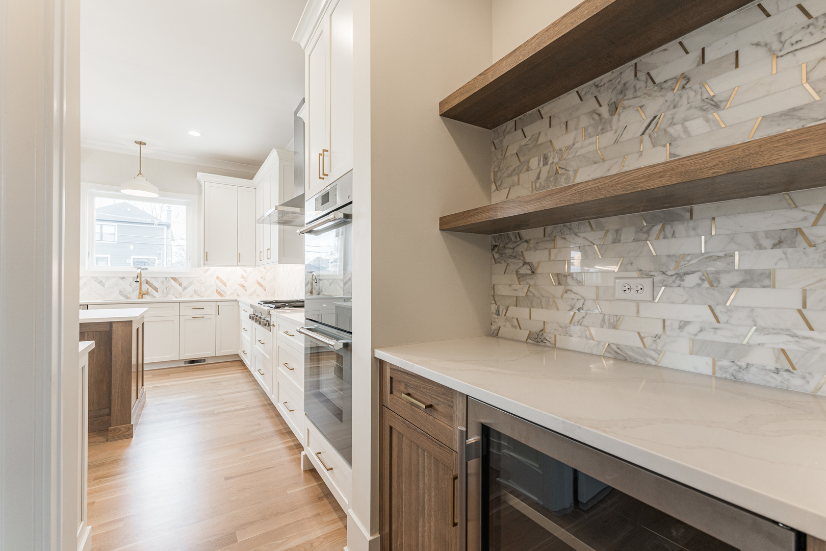 162 Hale Street Elmhurst, IL 60126 - Photo 14 of 34