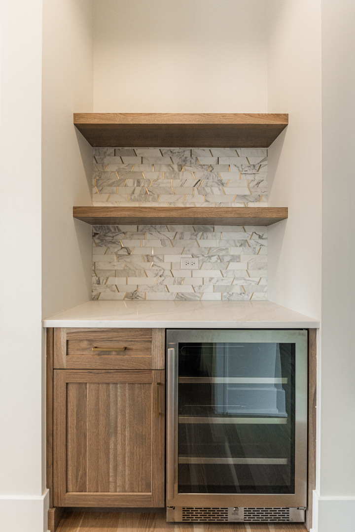 162 Hale Street Elmhurst, IL 60126 - Photo 15 of 34