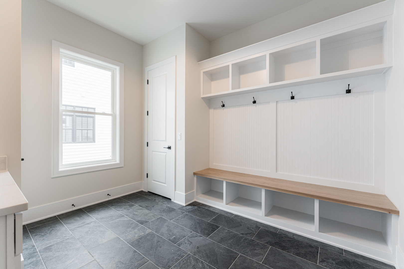 162 Hale Street Elmhurst, IL 60126 - Photo 17 of 34