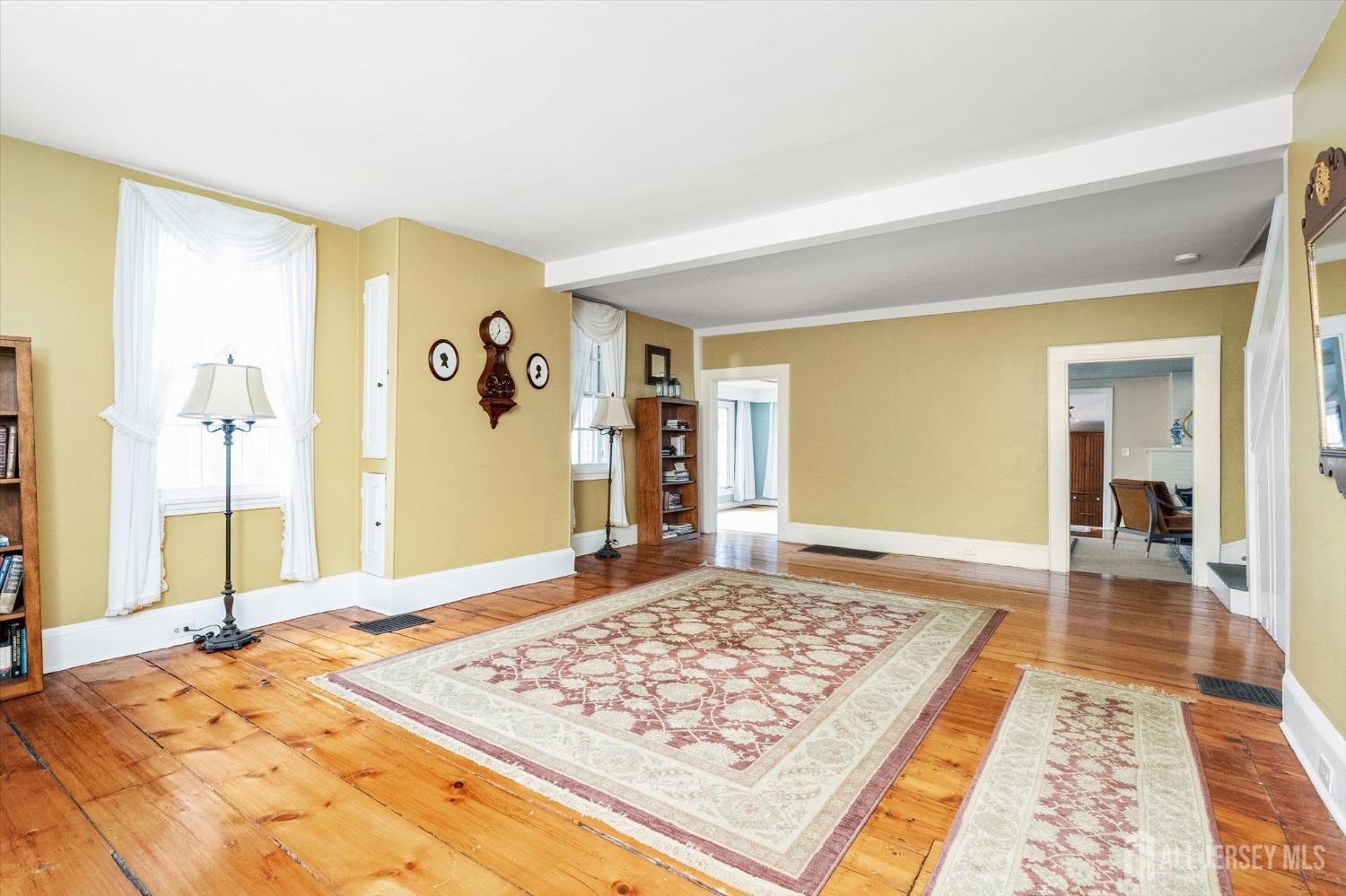 442 Ellisdale Road Chesterfield, NJ 08515 - Photo 3 of 42 a bedroom with a bed and a rug