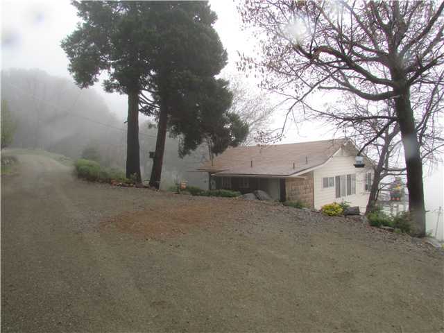 34423 Engineers Road Julian, CA 92036 - Photo 16 of 20 Driveway and parking.