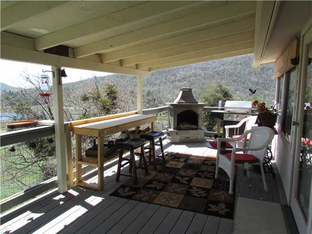 34423 Engineers Road Julian, CA 92036 - Photo 9 of 20 Composite decking.