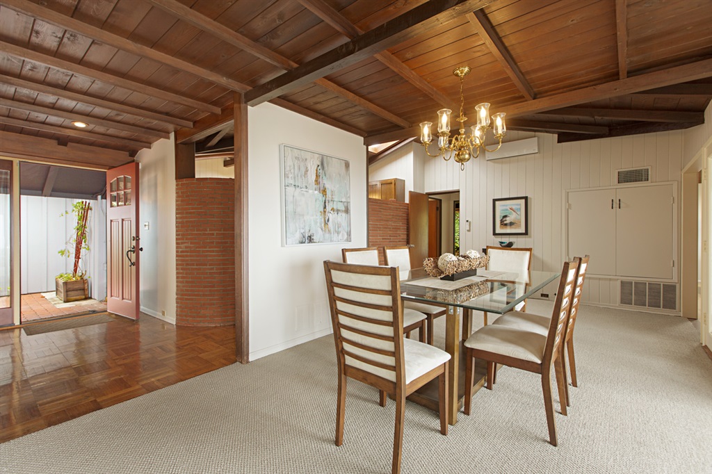 7354 Romero Drive La Jolla, CA 92037 - Photo 2 of 25