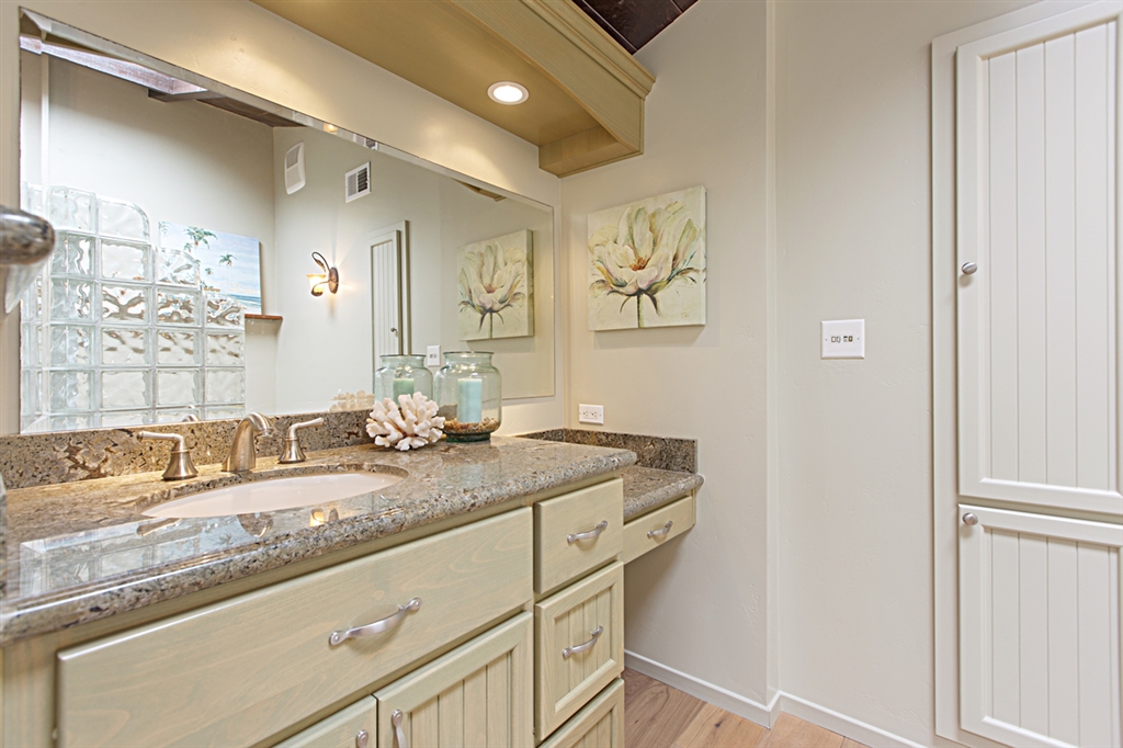 7354 Romero Drive La Jolla, CA 92037 - Photo 12 of 25