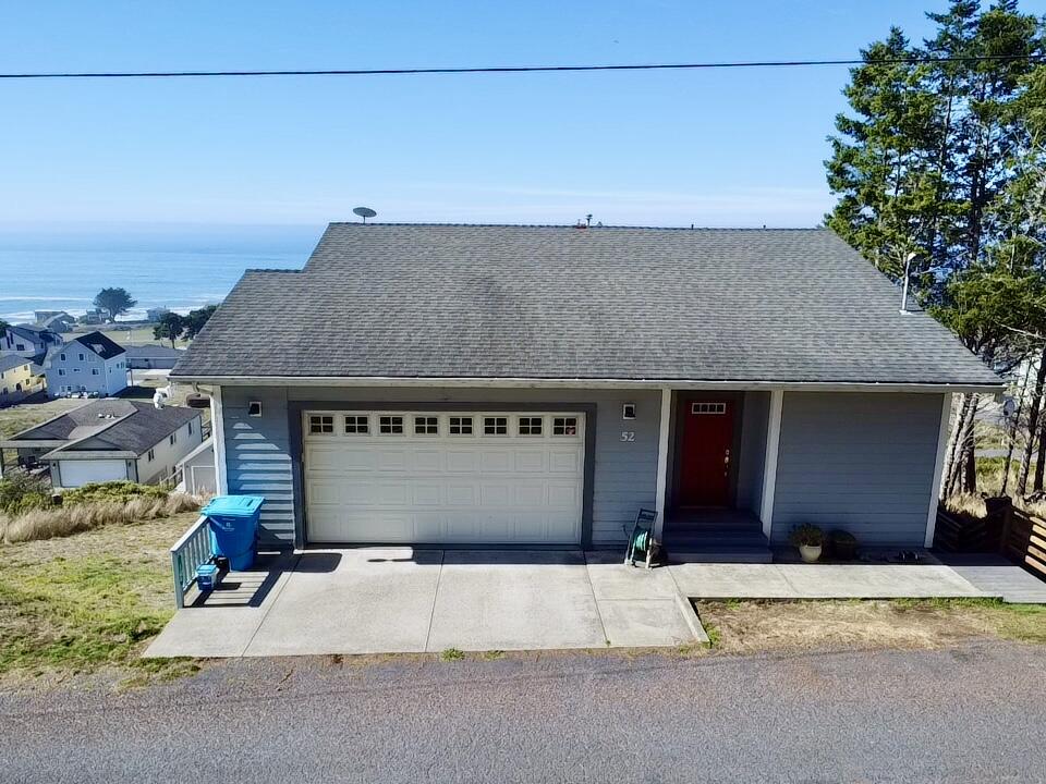 52 Spruce Road Whitethorn, CA 95589 - Photo 1 of 58