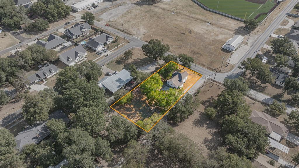 208 South Harrison Street Pilot Point, TX 76258 - Photo 21 of 21 Gallery Image 21