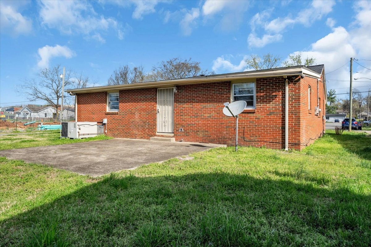 722 Minor Street Murfreesboro, TN 37130 - Photo 11 of 39