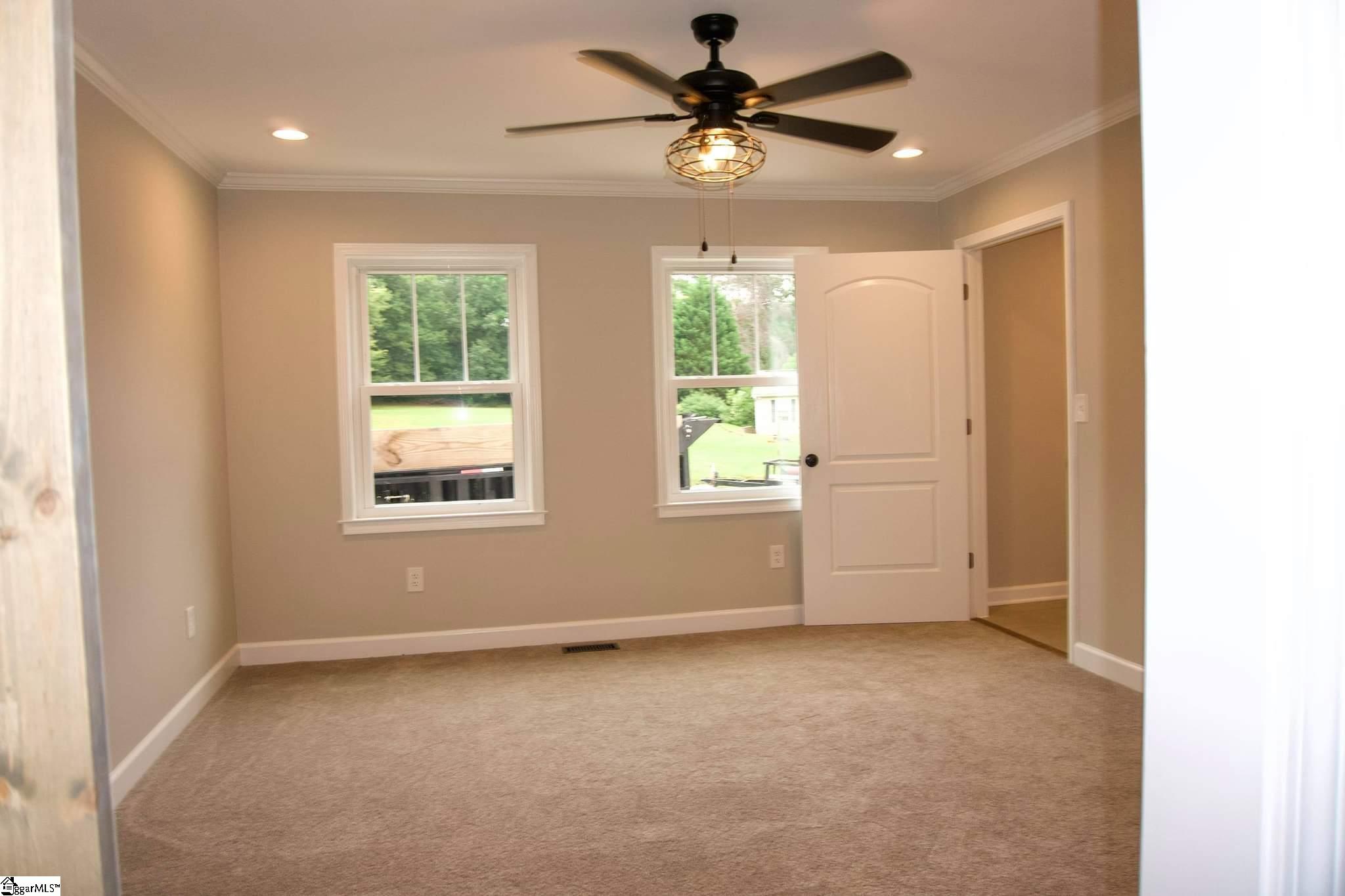 100 Wood Road Taylors, SC 29687 - Photo 29 of 35