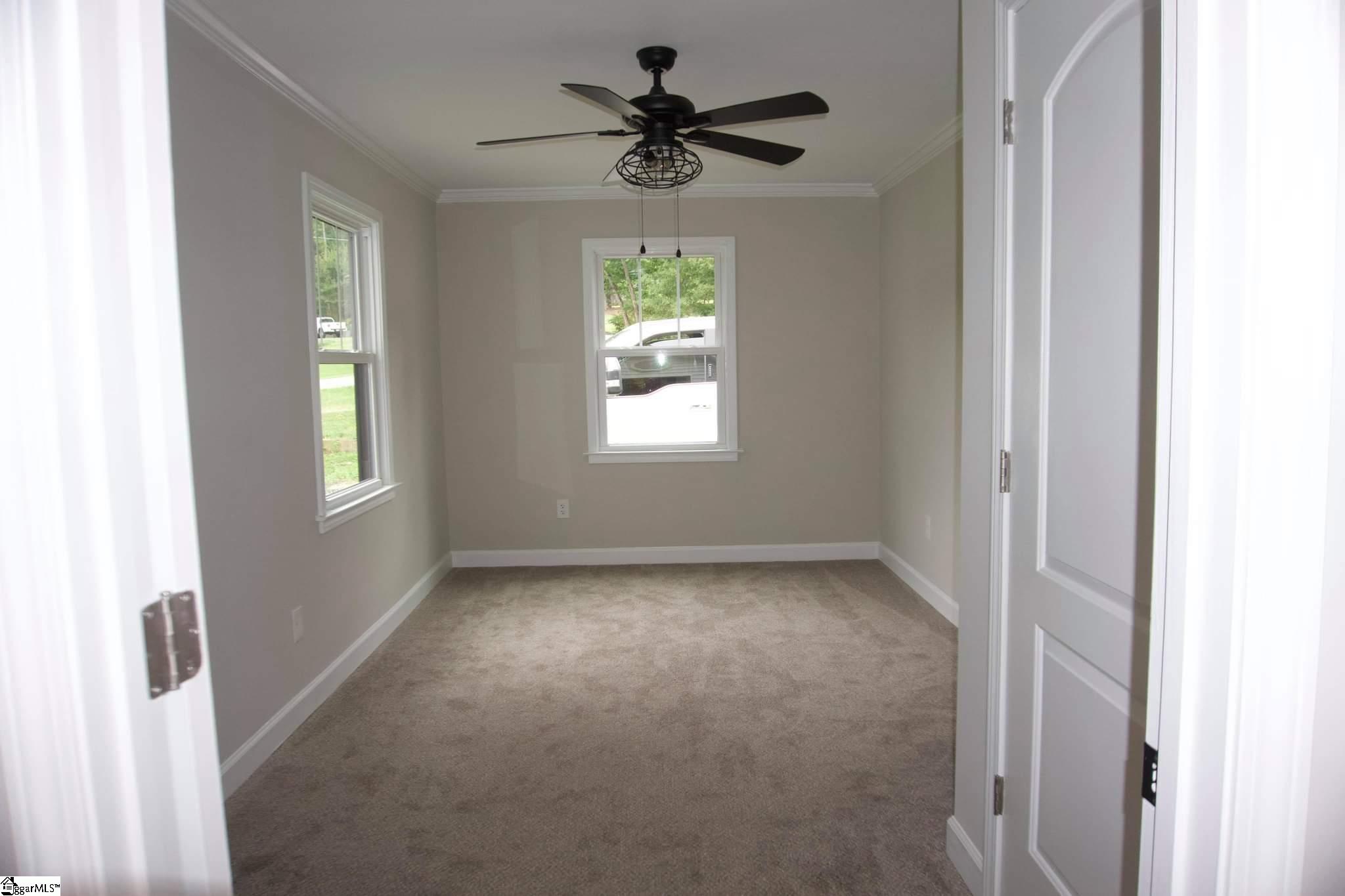 100 Wood Road Taylors, SC 29687 - Photo 31 of 35