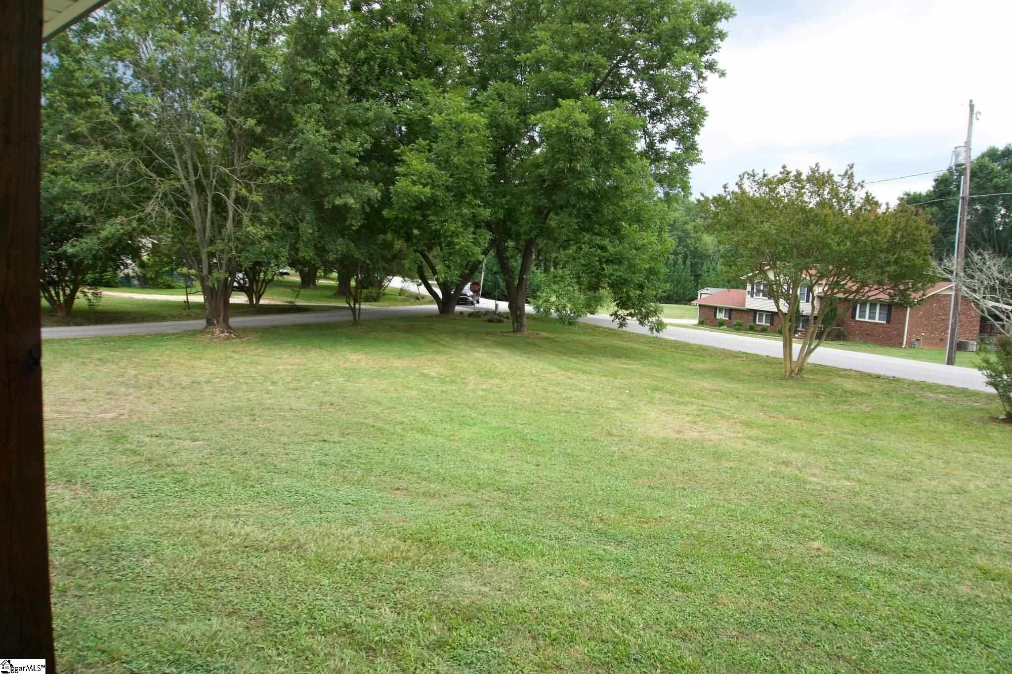 100 Wood Road Taylors, SC 29687 - Photo 9 of 35