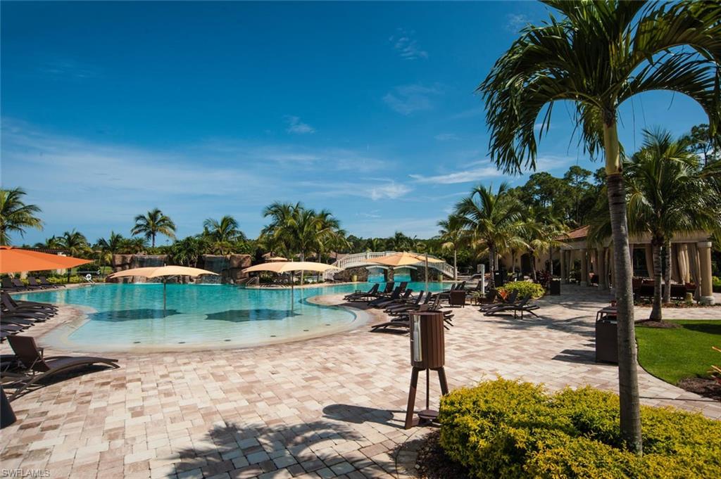 9727 Acqua Court, Unit 423 Naples, FL 34113 - Photo 21 of 25 Gallery Image 21