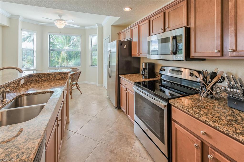 9727 Acqua Court, Unit 423 Naples, FL 34113 - Photo 9 of 25 Gallery Image 9