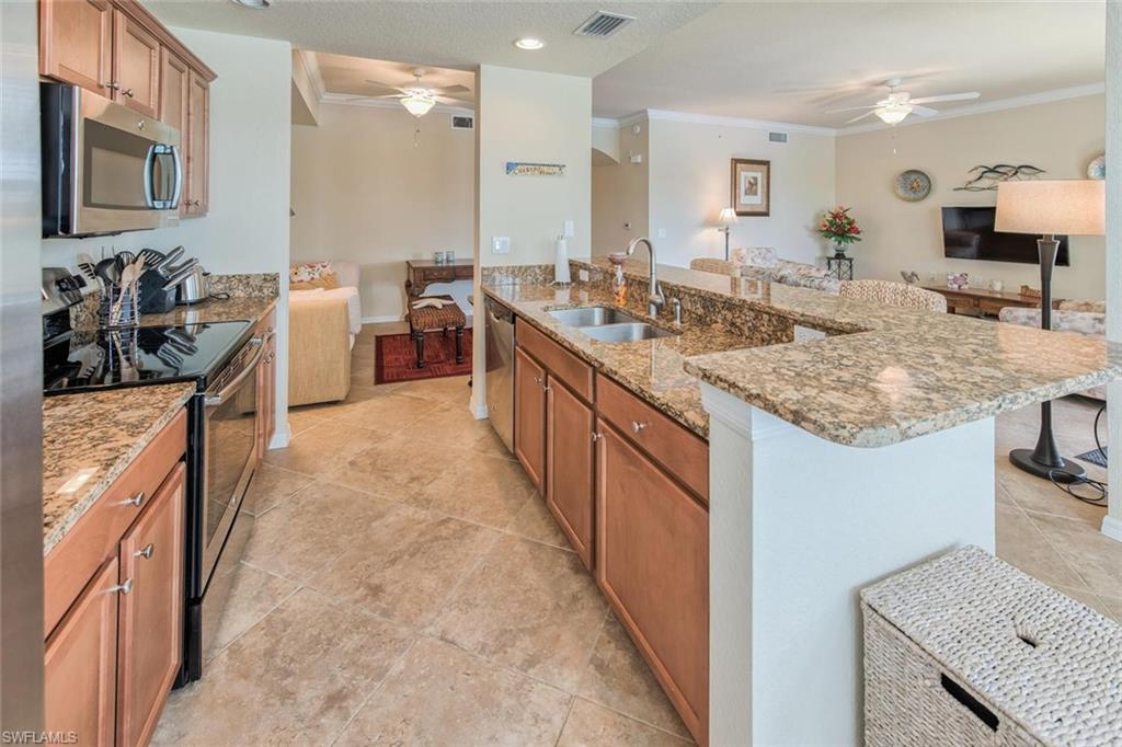 9727 Acqua Court, Unit 423 Naples, FL 34113 - Photo 10 of 25 Gallery Image 10