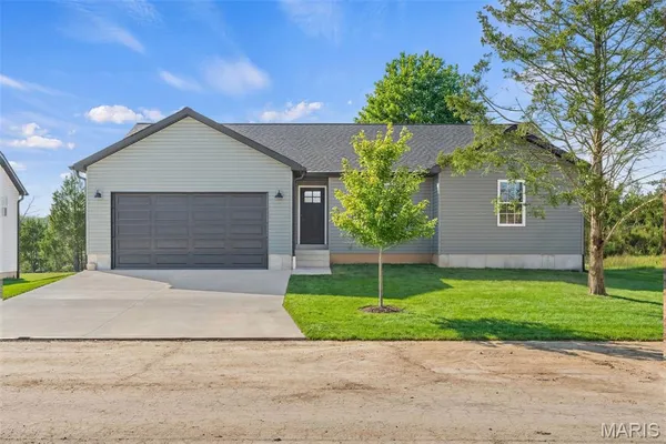 $315,000 | 3603 Central Avenue, Catawissa, MO 63015