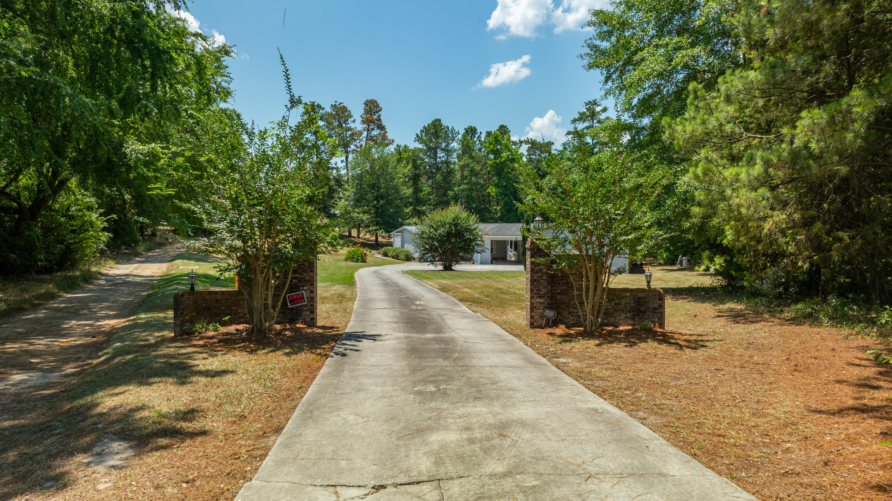 520 South Point Drive Gilbert, SC 29054 - Photo 2 of 118