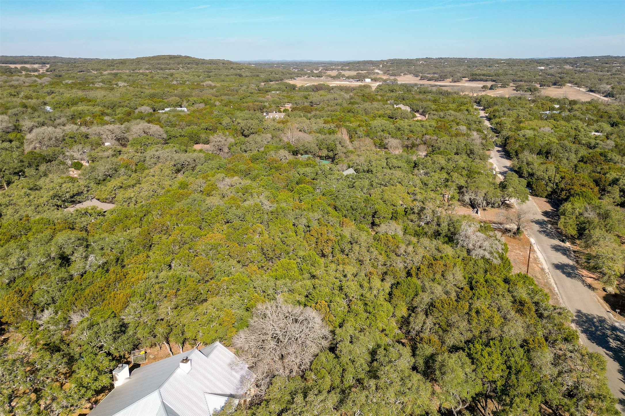 308 Ridge Oak Drive Wimberley, TX 78676 - Photo 23 of 29 view of city and mountain