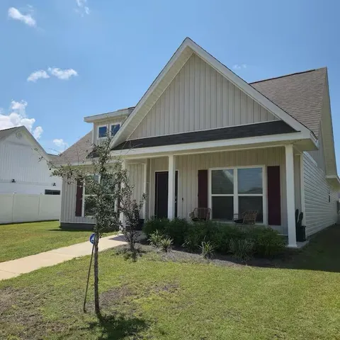 $2,300 | 42 Woodsorrel Street, Freeport, FL 32439