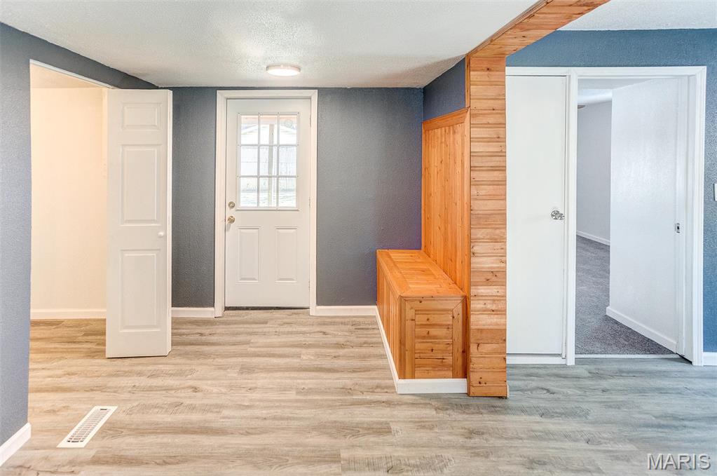 213 Walnut Street Roxana, IL 62084 - Photo 11 of 36