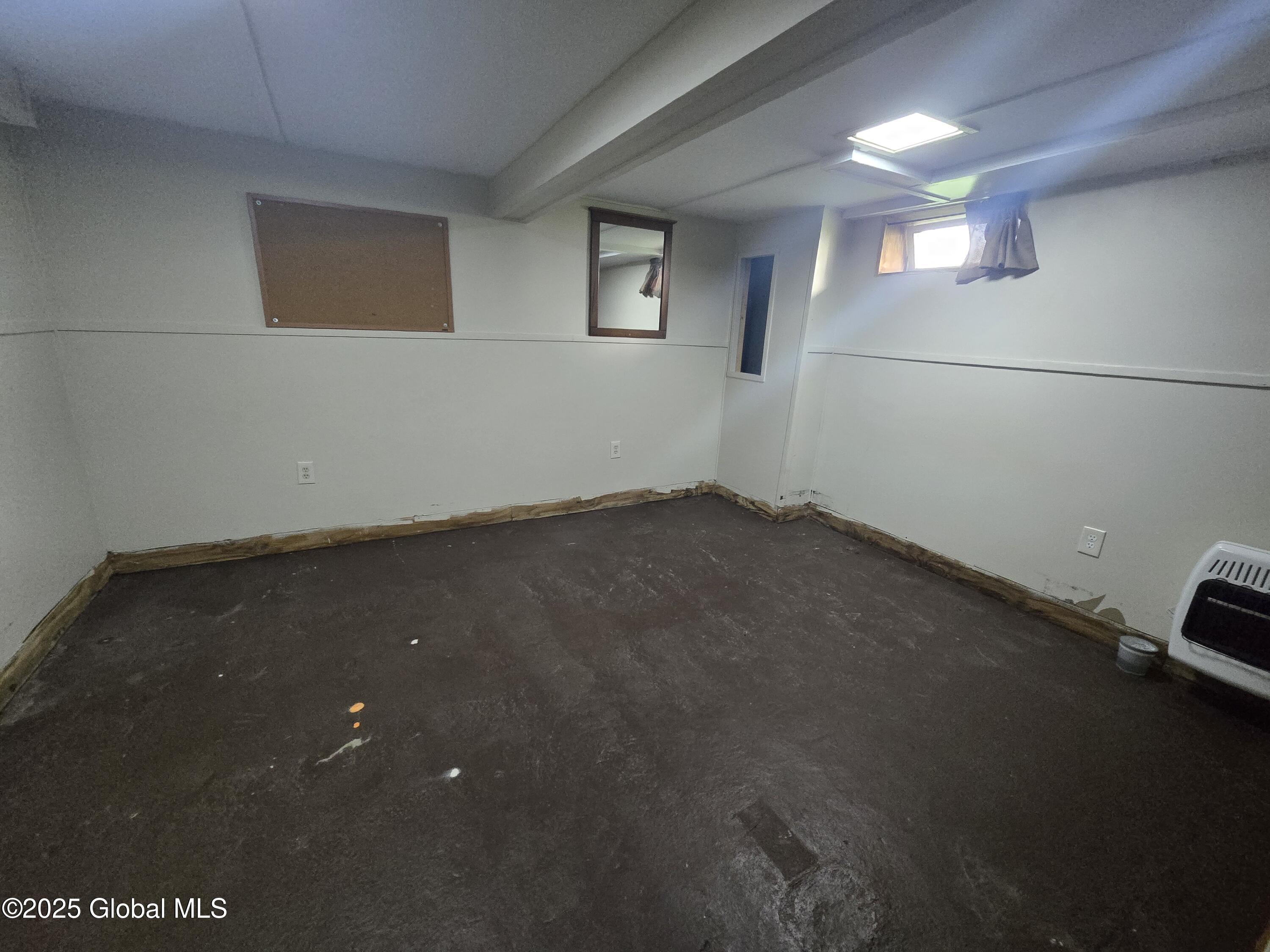 1335 Midline Road Amsterdam, NY 12010 - Photo 21 of 32 20250611_170720