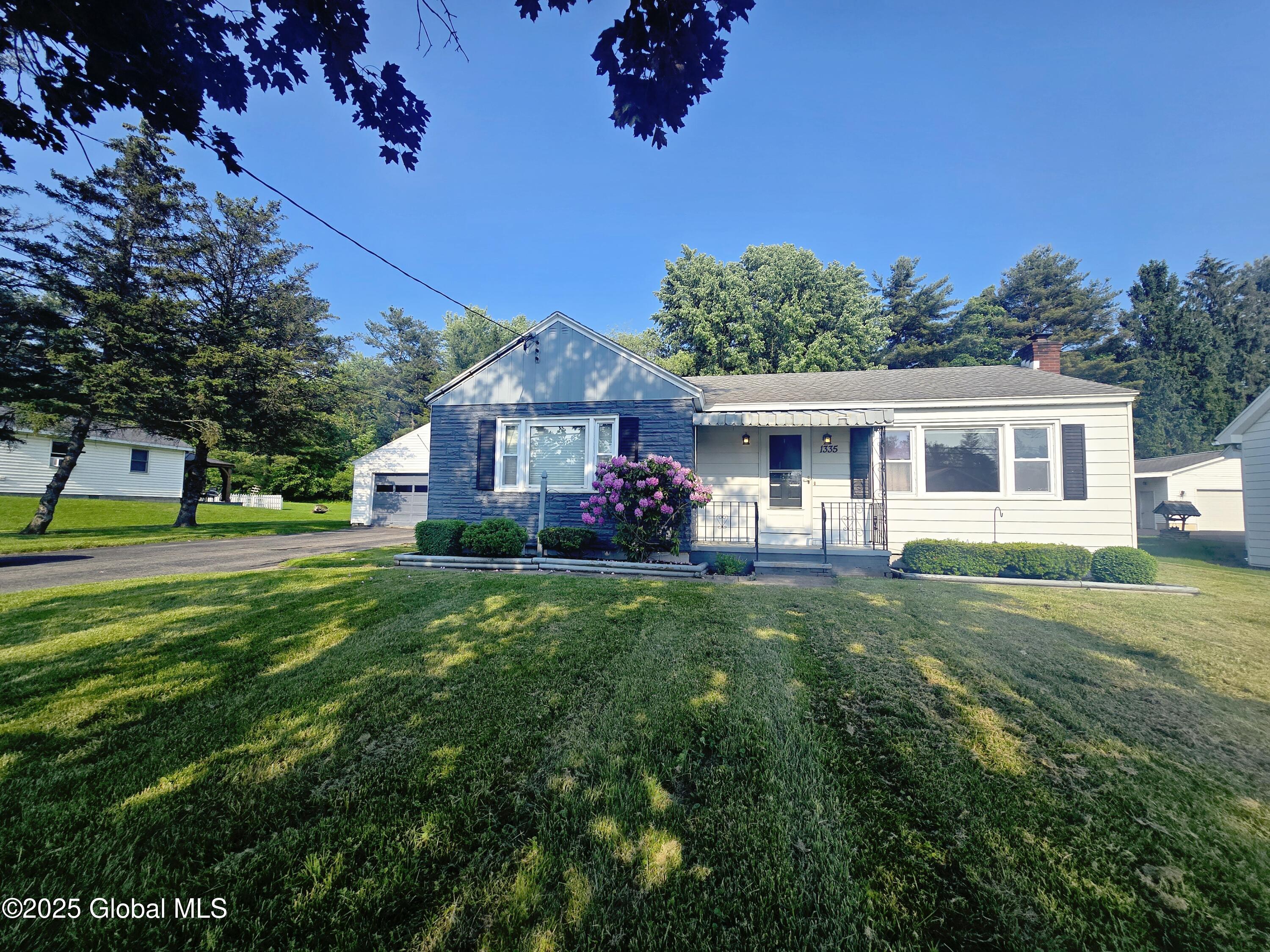 1335 Midline Road Amsterdam, NY 12010 - Photo 31 of 32 20250611_172555