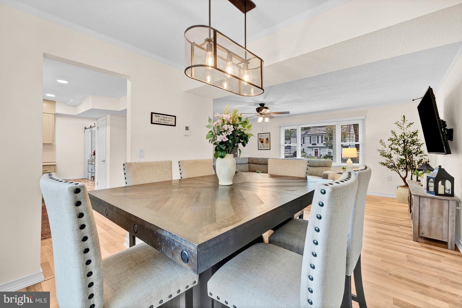 505 Buxton Road Toms River, NJ 08755 - Photo 9 of 31 Bright and inviting dining space.