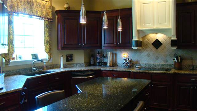222 Providence Way Easley, SC 29642 - Photo 2 of 25 Gallery Image 2