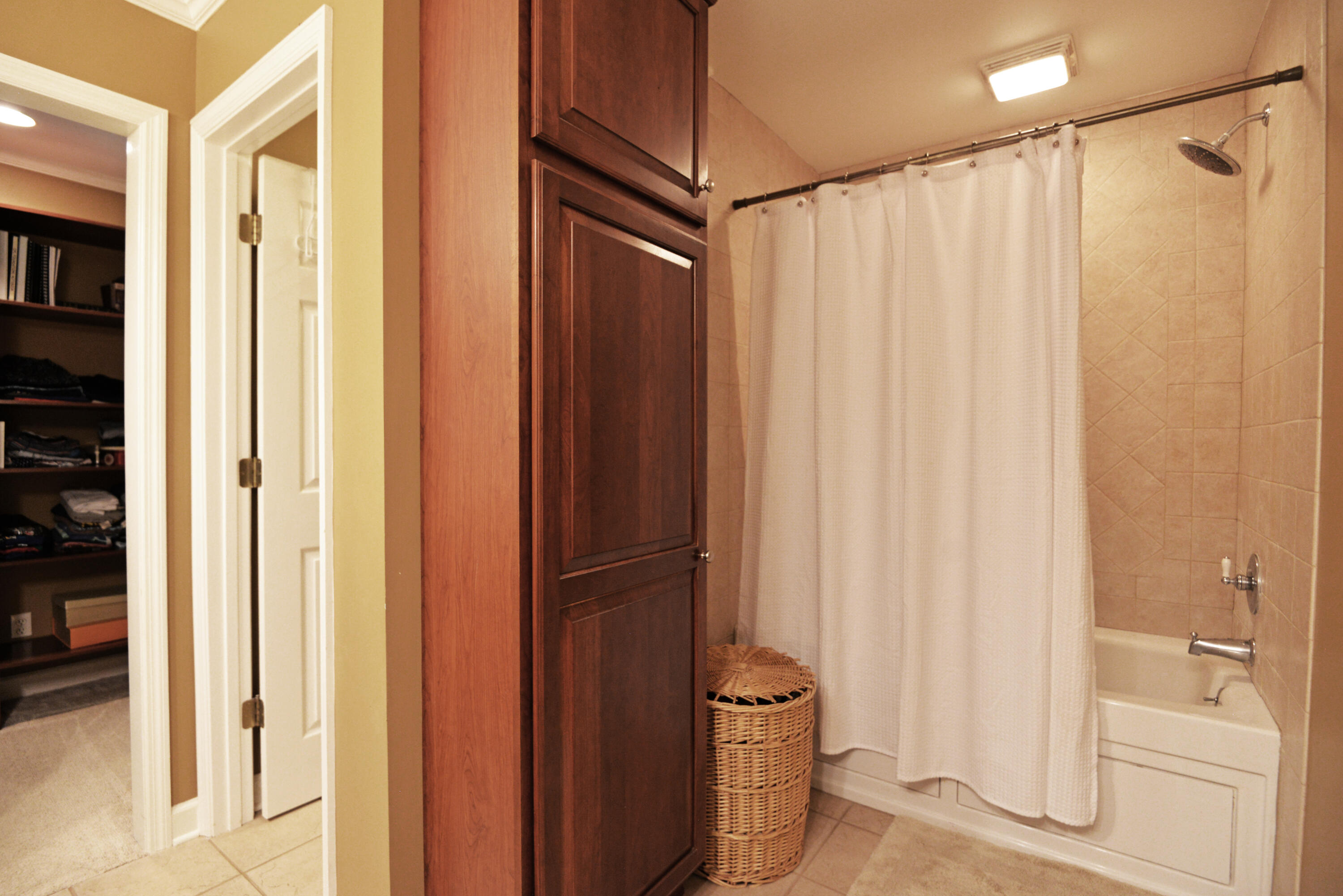 509 Barrington Road Signal Mountain, TN 37377 - Photo 27 of 41 Master bath view 2