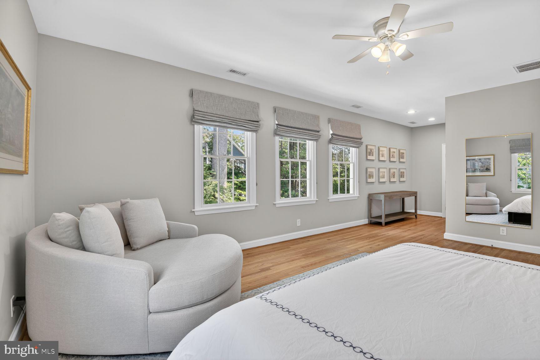 5909 Madawaska Road Bethesda, MD 20816 - Photo 37 of 49
