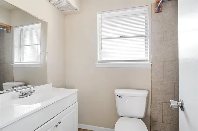 $1,600 | 8108 Redwood Drive, Benbrook, TX 76116