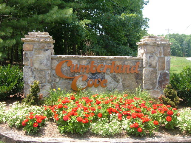 Crest Place Monterey, TN 38574 - Photo 2 of 3 Cumberland Cove Sign