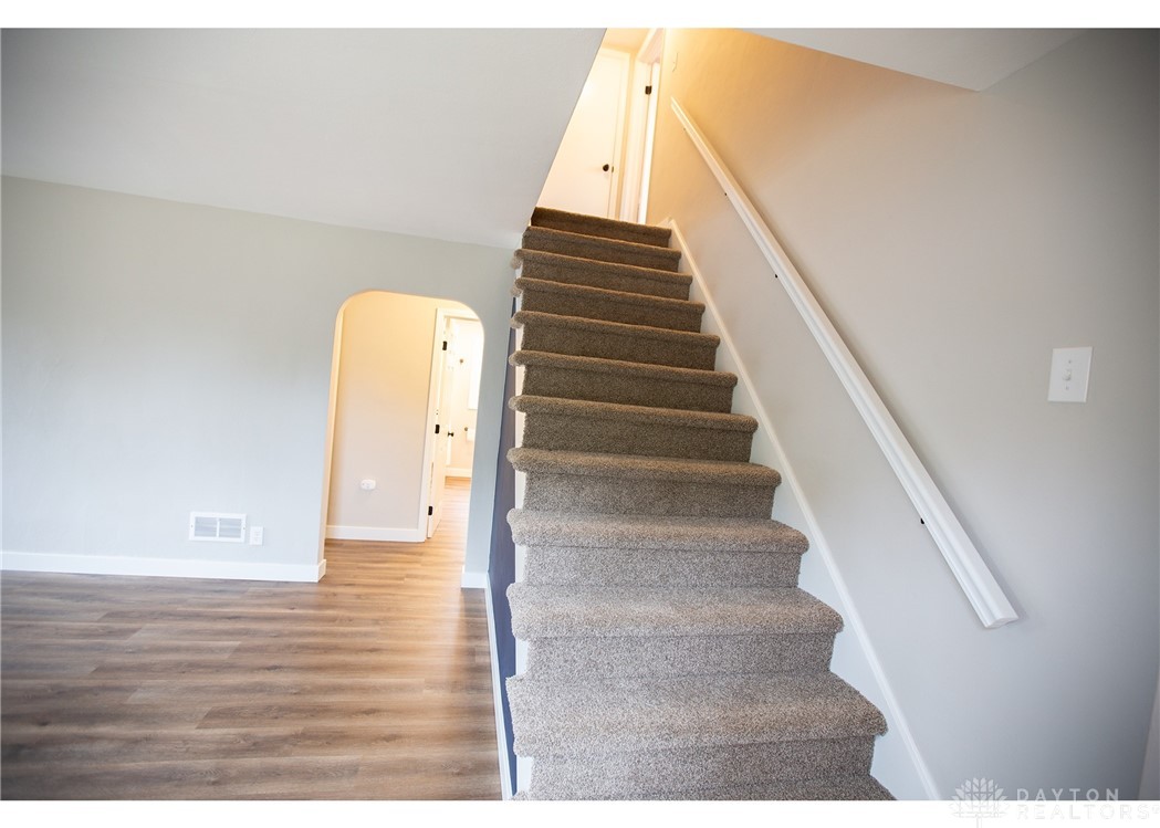 163 Grange Hall Road Beavercreek, OH 45430 - Photo 23 of 39 Stairs heading to the primary space