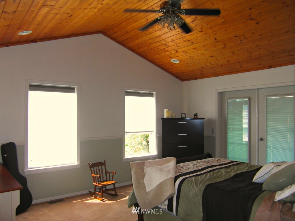 4452 Reese Hill Road Sumas, WA 98295 - Photo 14 of 25 Gallery Image 14