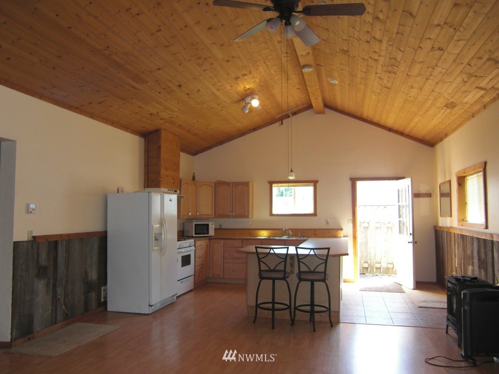 4452 Reese Hill Road Sumas, WA 98295 - Photo 21 of 25 Gallery Image 21