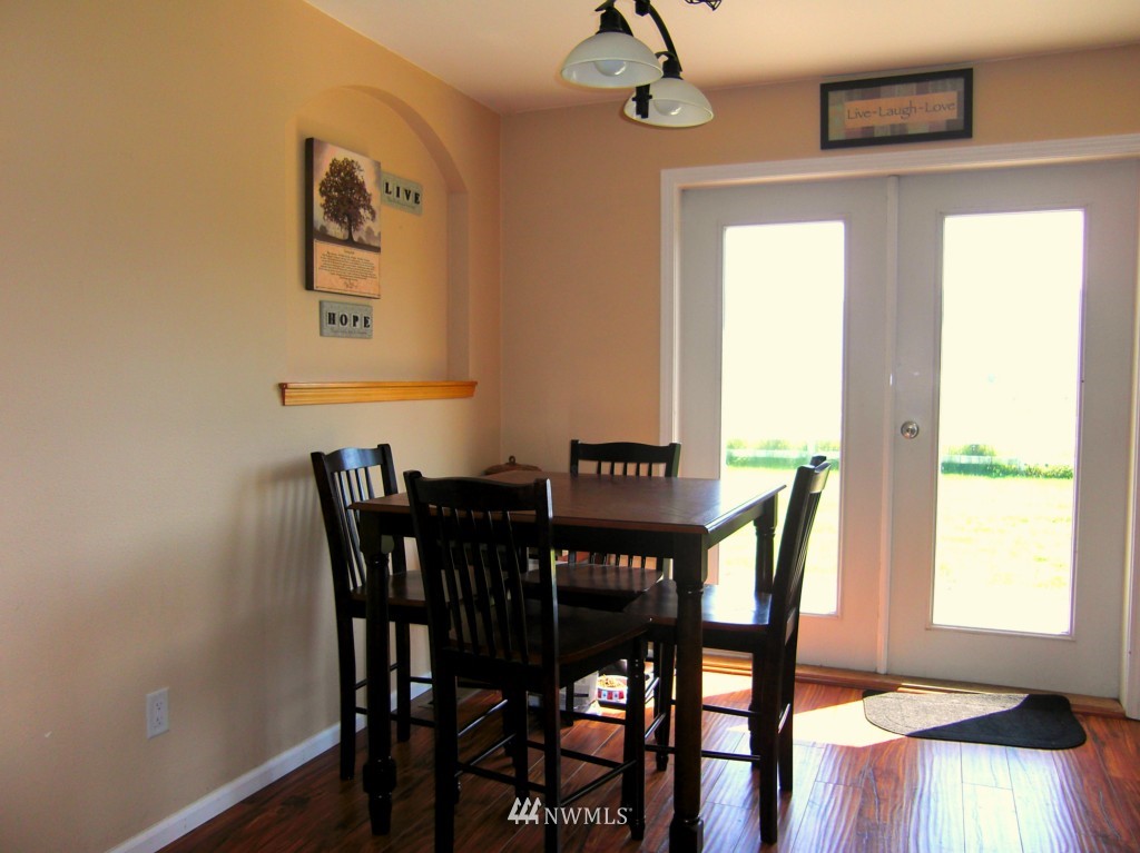 4452 Reese Hill Road Sumas, WA 98295 - Photo 7 of 25 Gallery Image 7