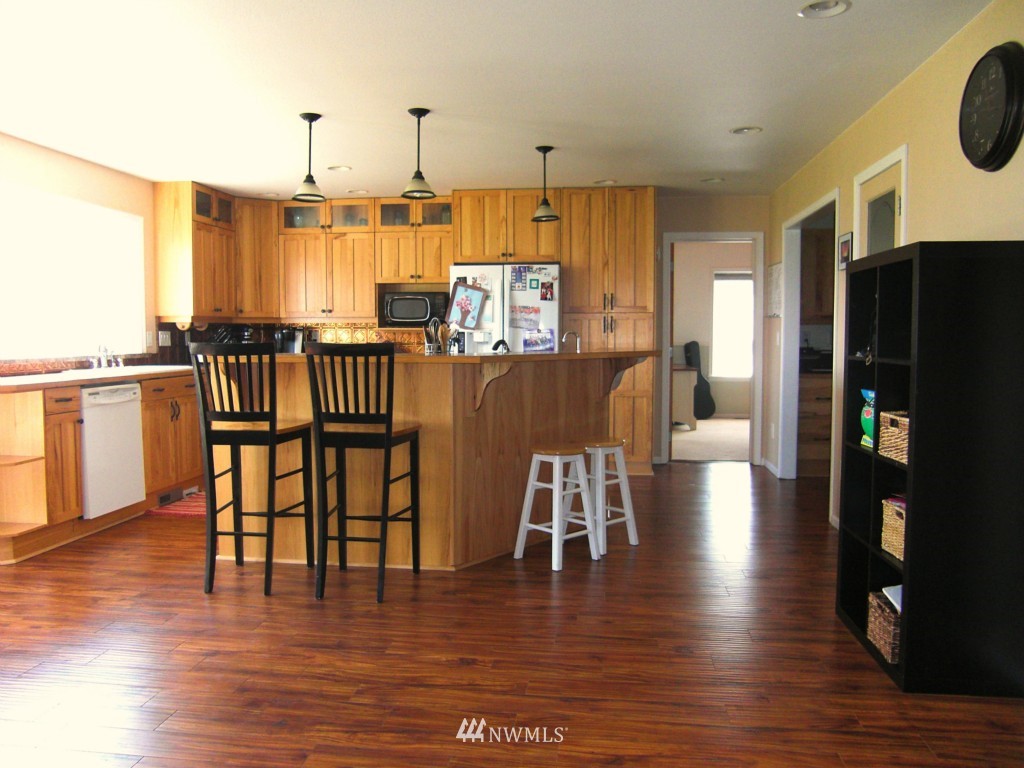 4452 Reese Hill Road Sumas, WA 98295 - Photo 8 of 25 Gallery Image 8