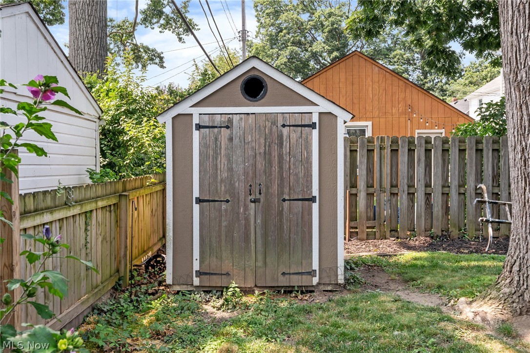 26707 Normandy Road Bay Village, OH 44140 - Photo 32 of 34 Gallery Image 32