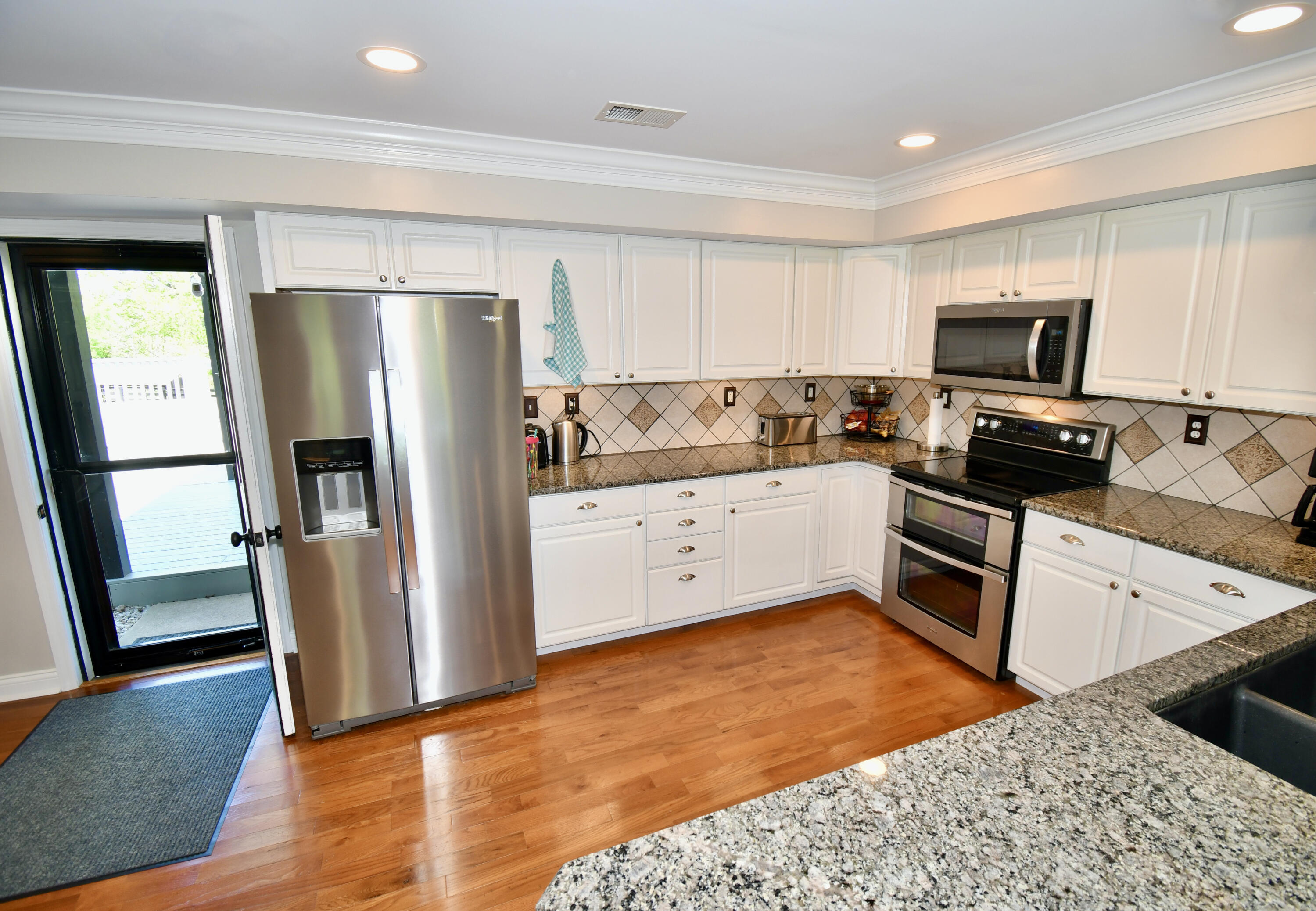 102 Pacer Road Wilmore, KY 40390 - Photo 6 of 29 DSC_2800