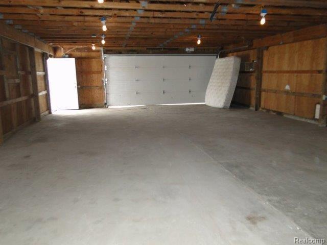 5439 Lippincott Road Lapeer, MI 48446 - Photo 33 of 35 Garage - Pole Barn