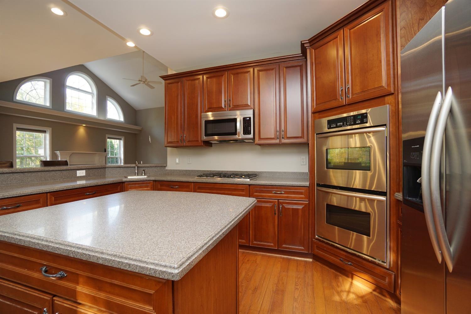 10623 Weil Road Montgomery, OH 45249 - Photo 18 of 43