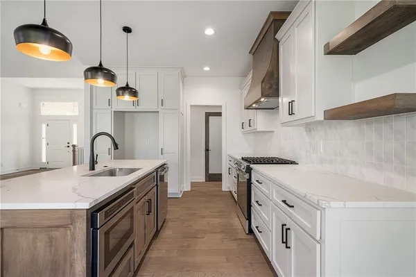 $668,000 | 14266 South Houston Street, Olathe, KS 66061