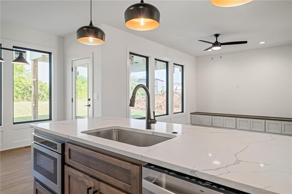 14266 South Houston Street Olathe, KS 66061 - Photo 16 of 52