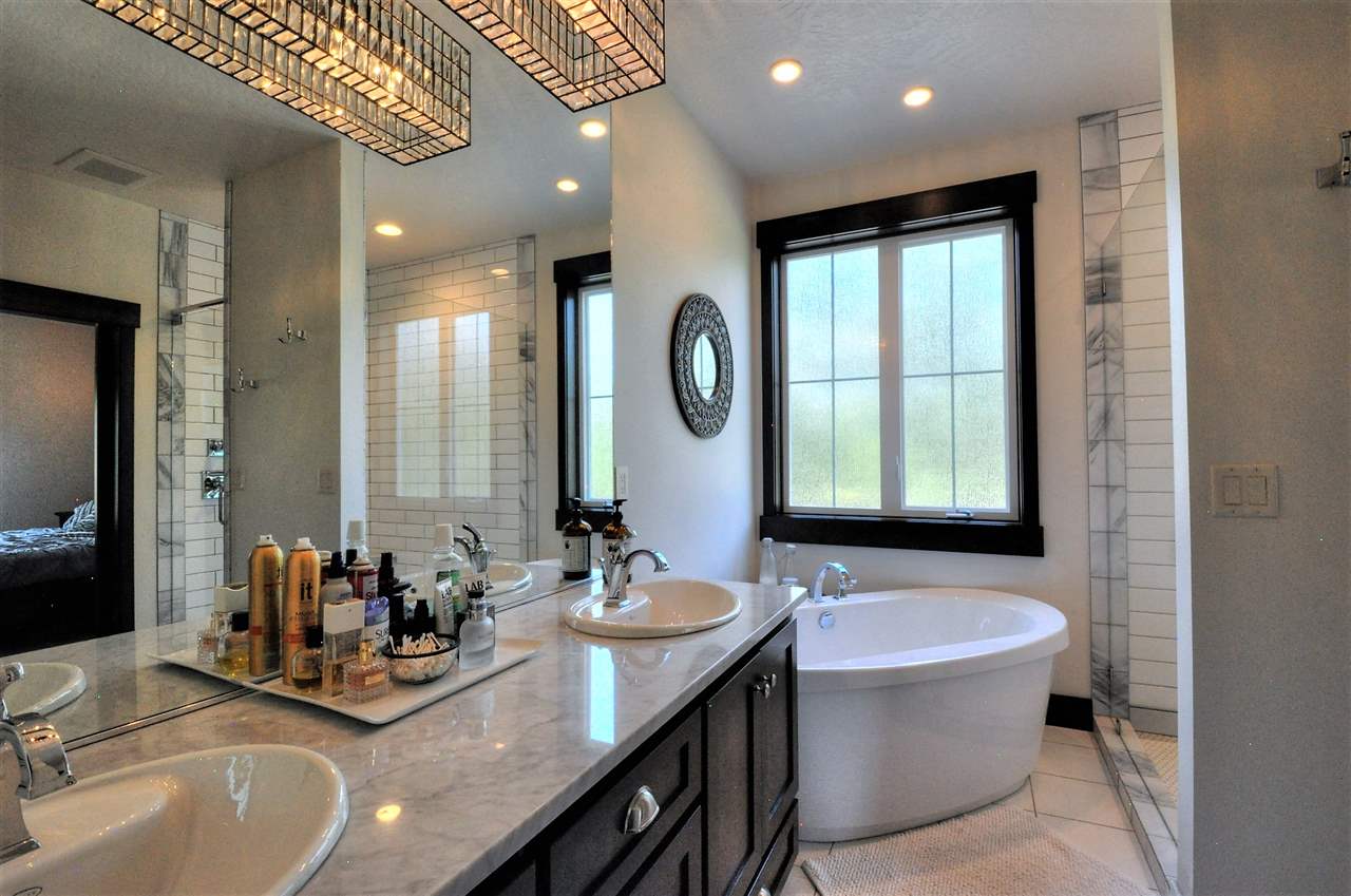 12110 North Waikiki Road Spokane, WA 99218 - Photo 16 of 20 Gallery Image 16