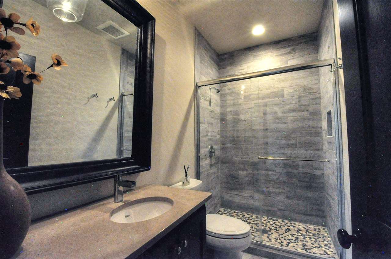 12110 North Waikiki Road Spokane, WA 99218 - Photo 19 of 20 Gallery Image 19