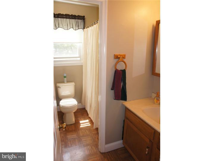 373 Lester Road Springfield, PA 19064 - Photo 18 of 25 Bathroom