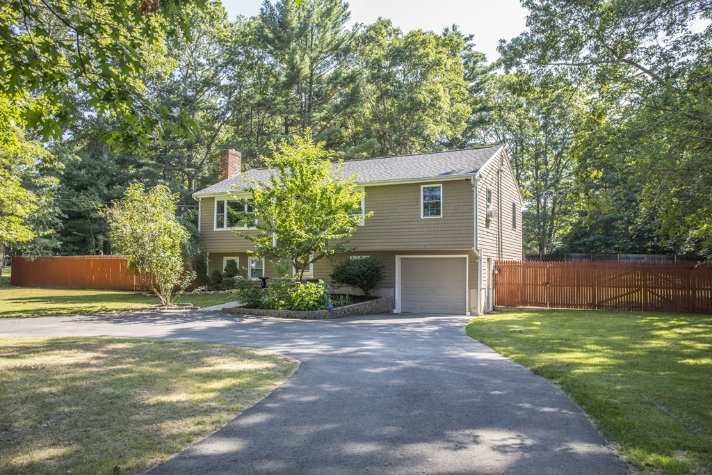 110 Bullock Road Freetown, MA 02717 - Photo 1 of 30 Gallery Image 1