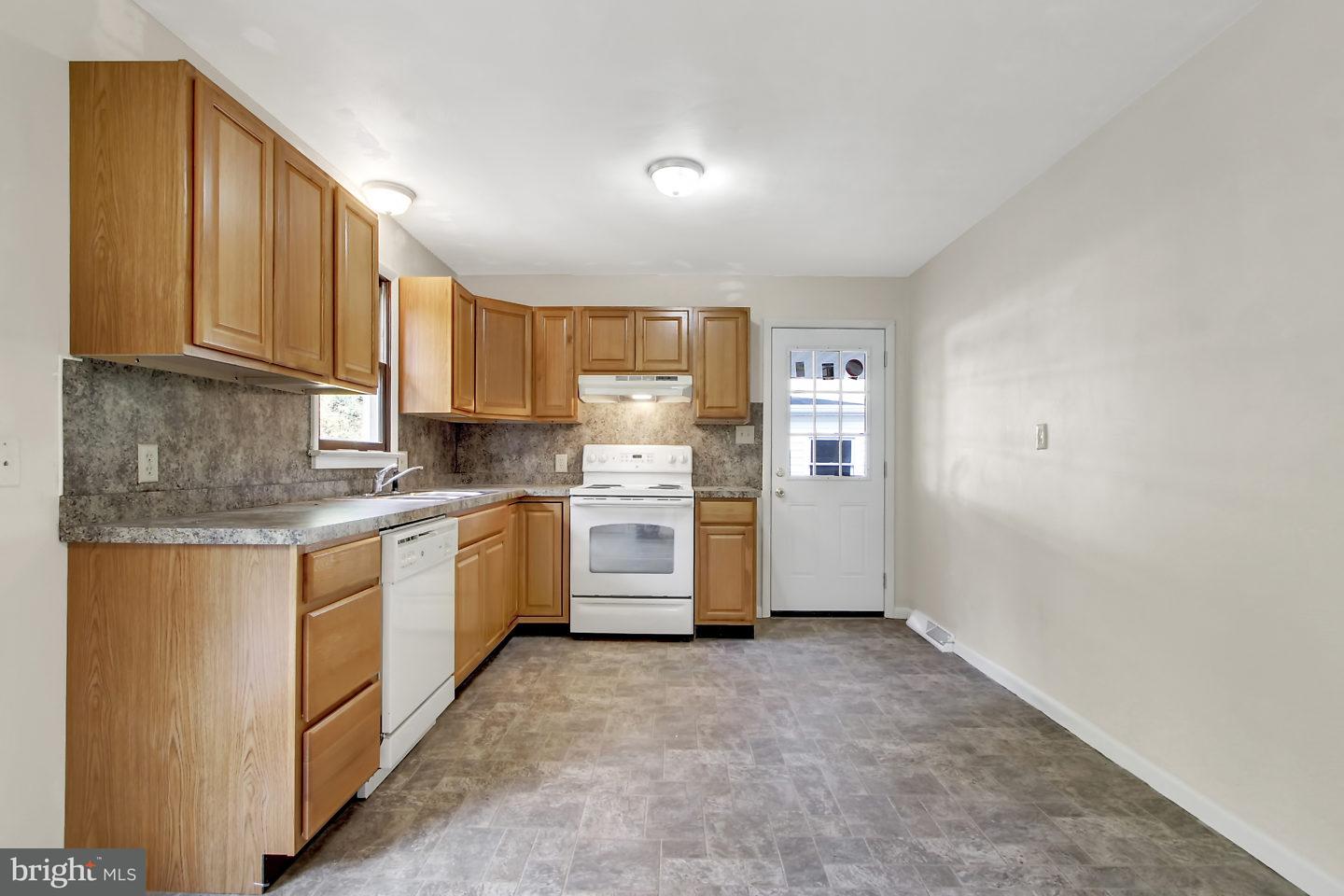 1691 Orrtanna Road Orrtanna, PA 17353 - Photo 8 of 25