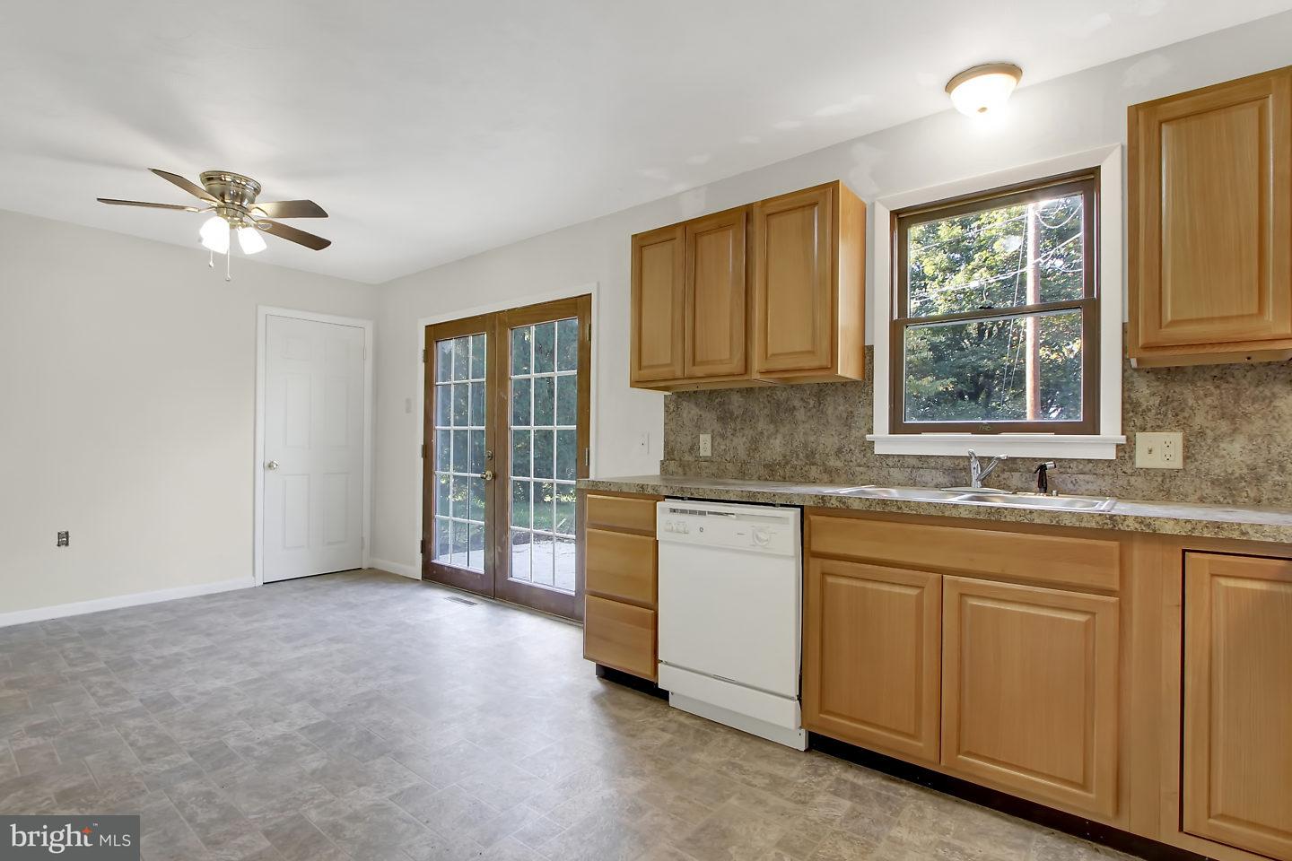 1691 Orrtanna Road Orrtanna, PA 17353 - Photo 9 of 25